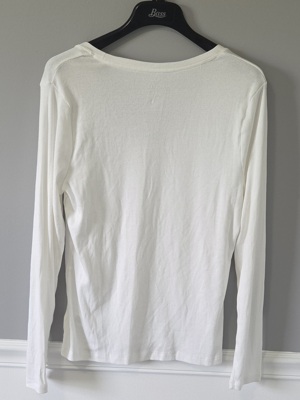 a new day White Scoop Neck Long-Sleeve Tee Lightweight Base Layer Size L - Picture 5 of 8